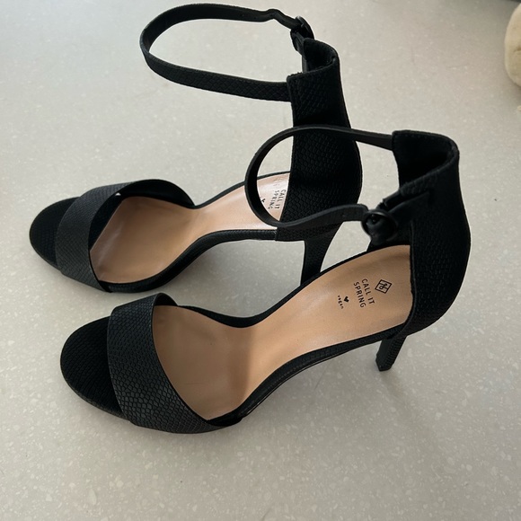 Brand new black heels from Spring - Picture 3 of 4